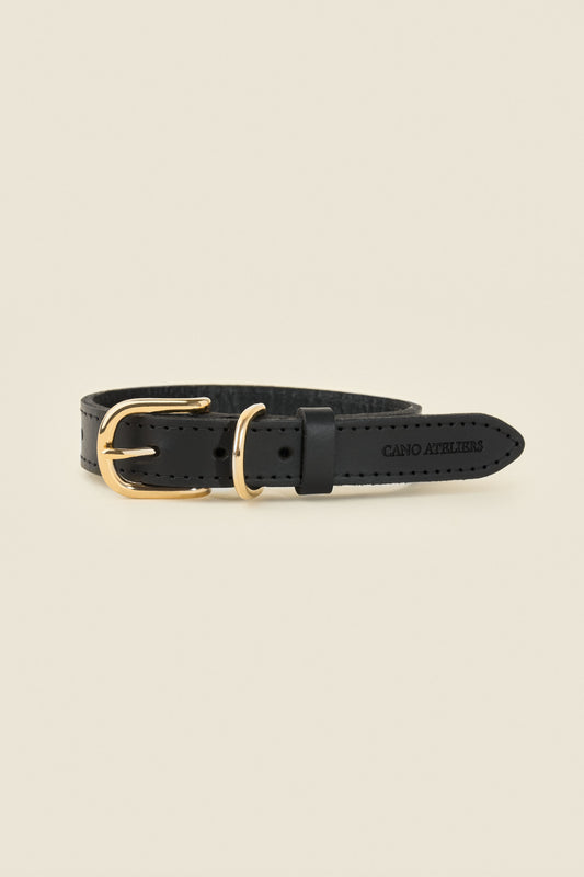 BLACK COLLAR